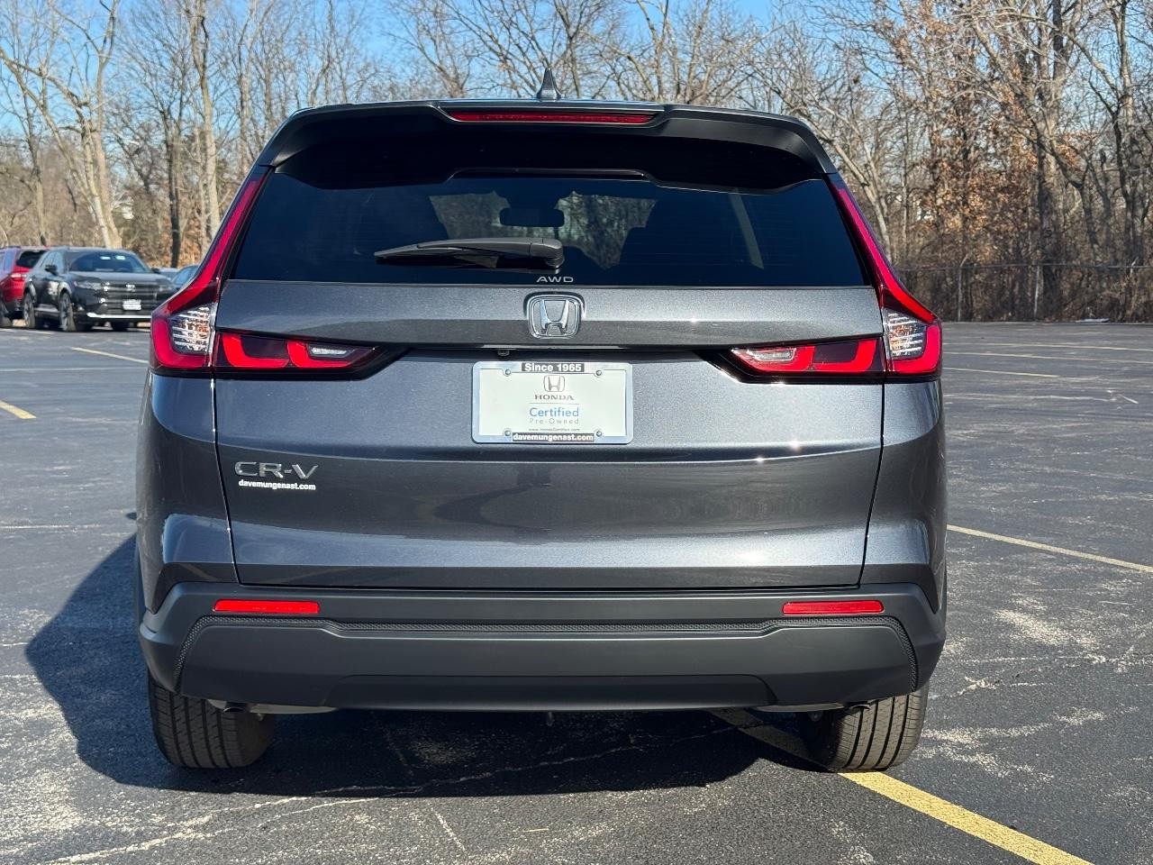 Honda CR-V Vehicle Full-screen Gallery Image 05