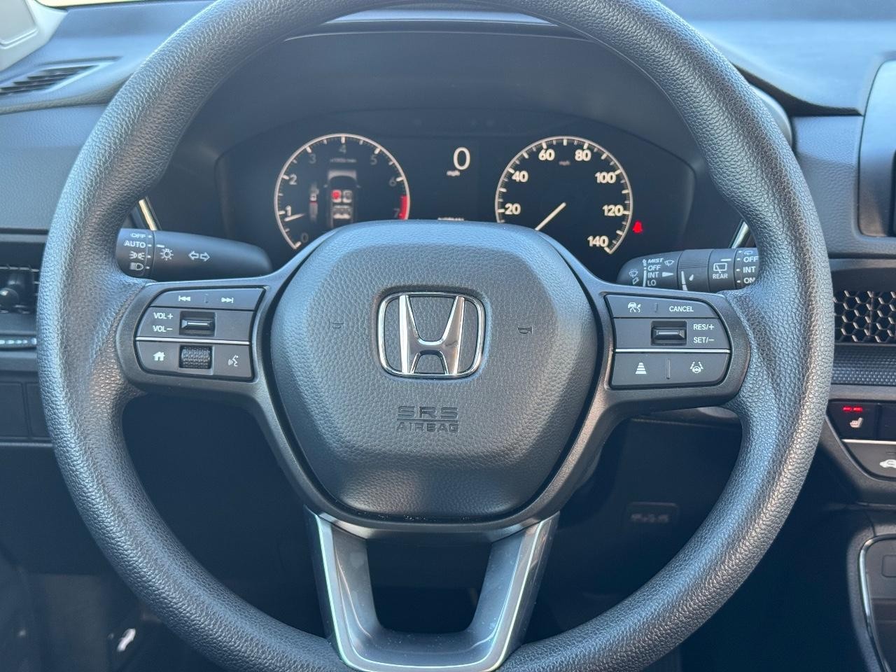 Honda CR-V Vehicle Full-screen Gallery Image 12