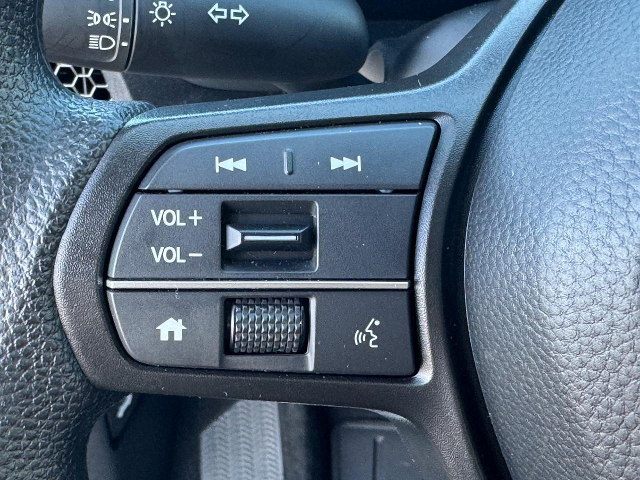 Honda CR-V Vehicle Full-screen Gallery Image 21