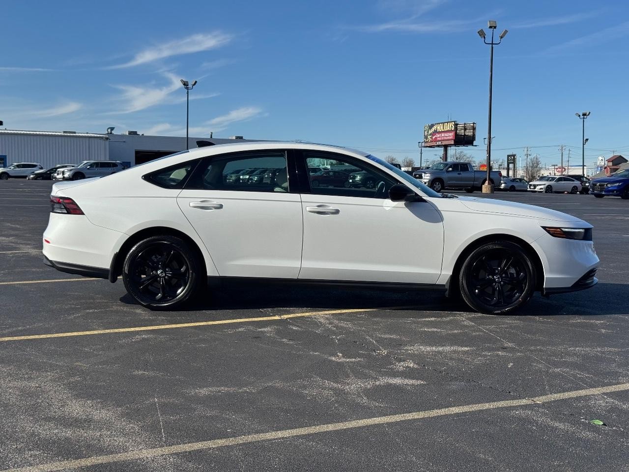 Honda Accord Sedan Vehicle Full-screen Gallery Image 02