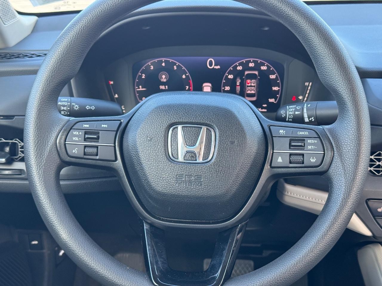 Honda Accord Sedan Vehicle Full-screen Gallery Image 12