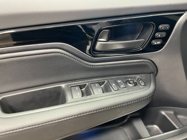 Honda Odyssey Vehicle Full-screen Gallery Image 13