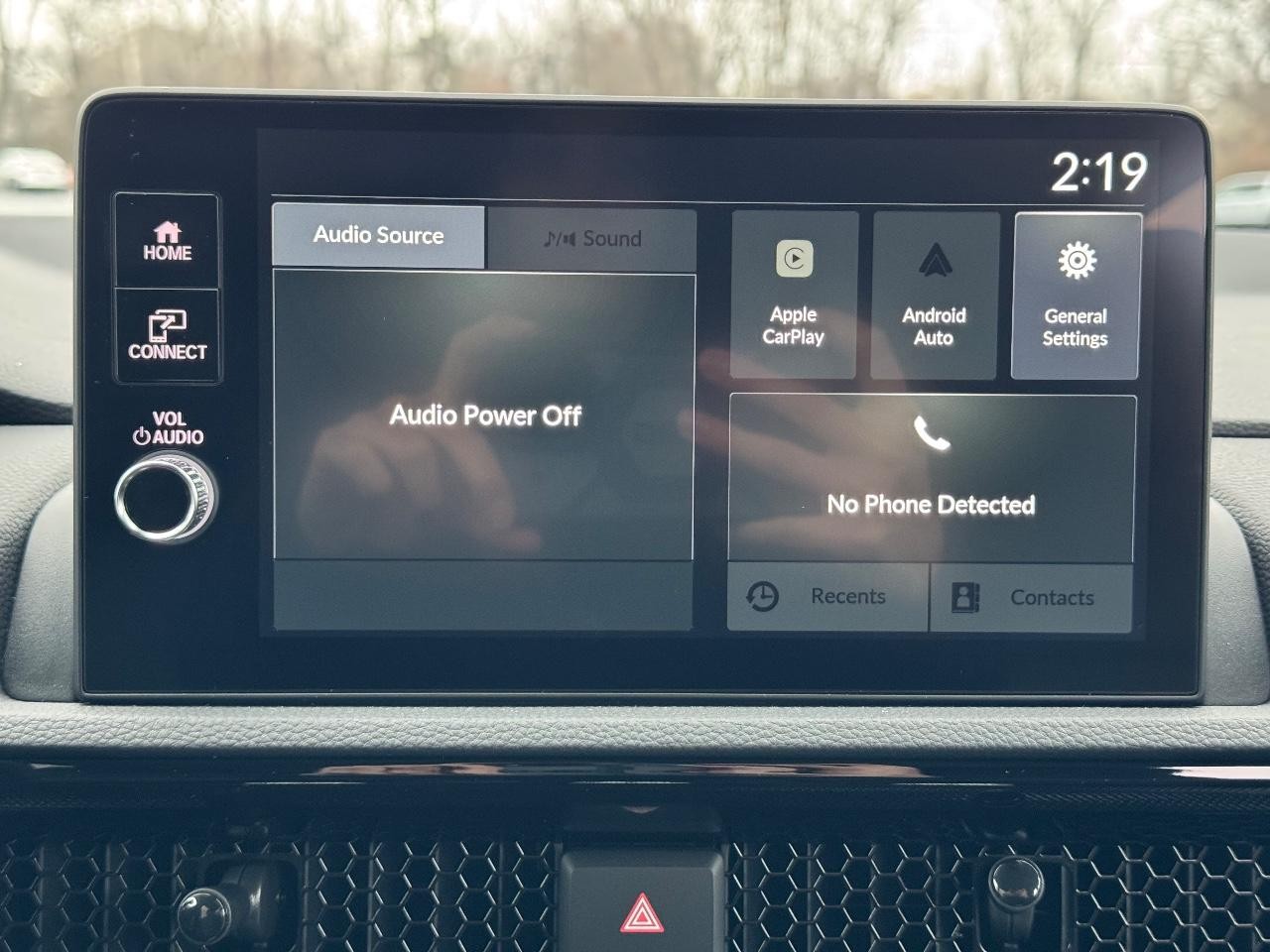 Honda CR-V Vehicle Full-screen Gallery Image 13