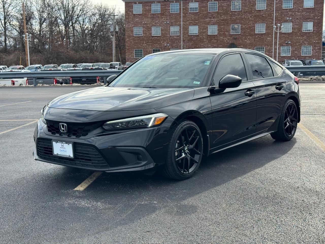 Honda Civic Hatchback Vehicle Full-screen Gallery Image 08