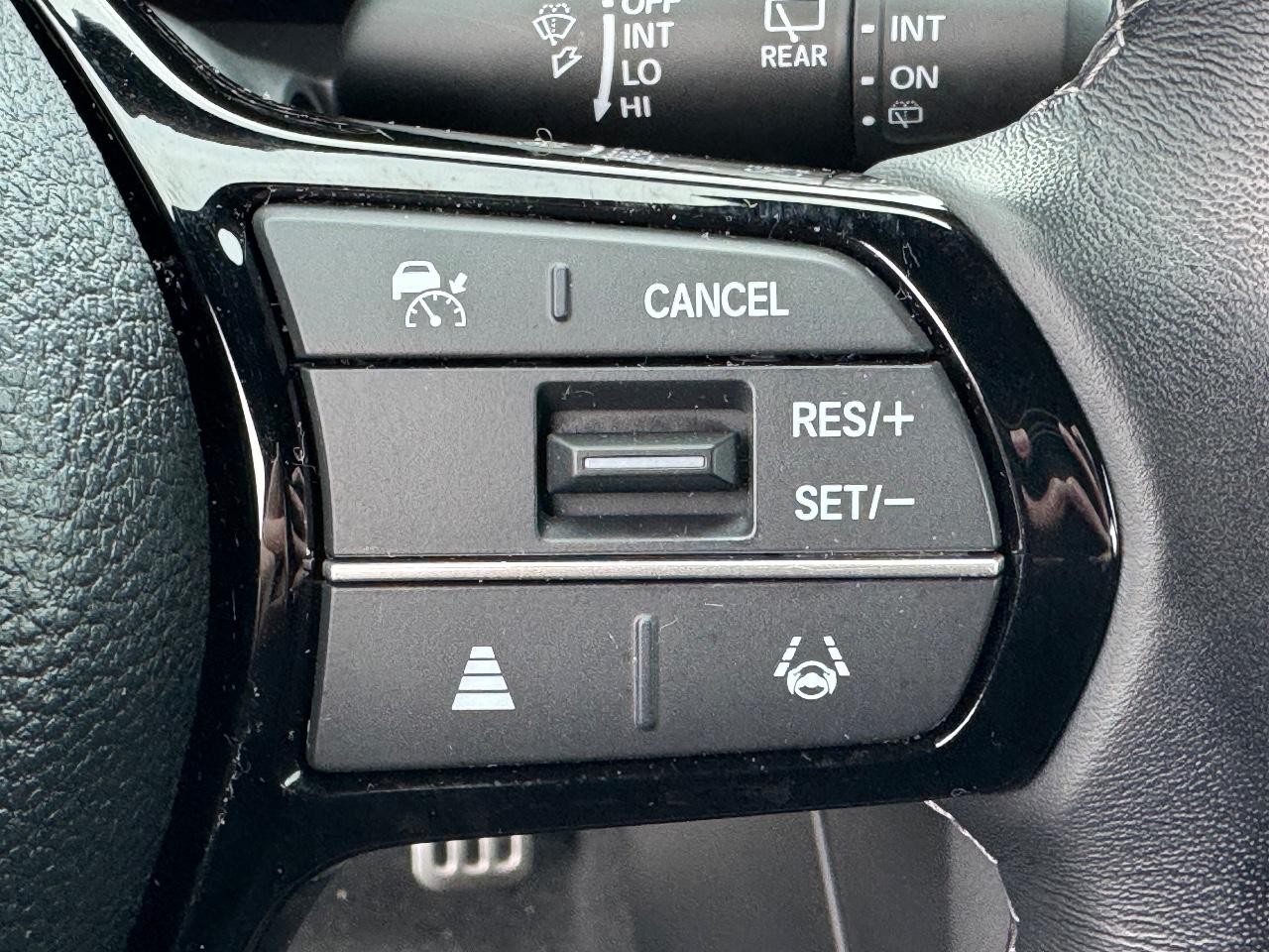 Honda Civic Hatchback Vehicle Full-screen Gallery Image 20