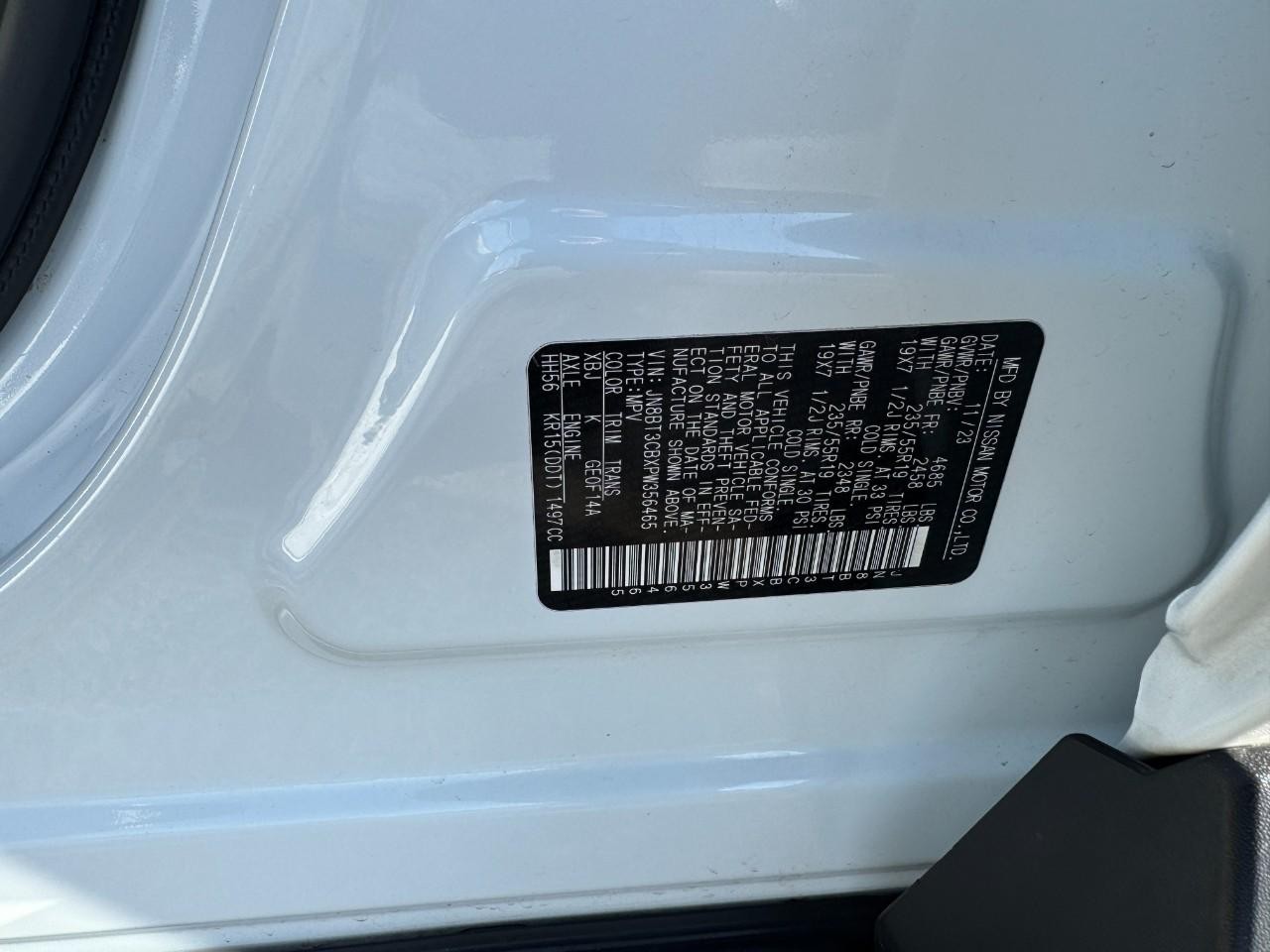 Nissan Rogue Vehicle Full-screen Gallery Image 24