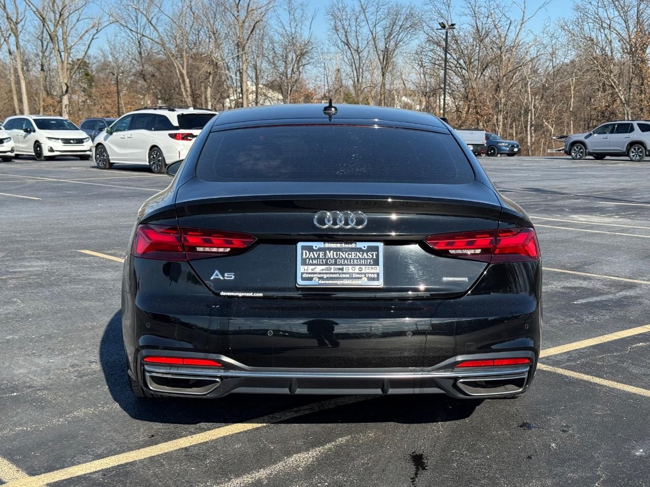 Audi A5 Sportback Vehicle Full-screen Gallery Image 05