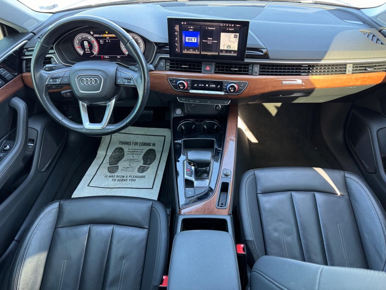 Audi A5 Sportback Vehicle Full-screen Gallery Image 11