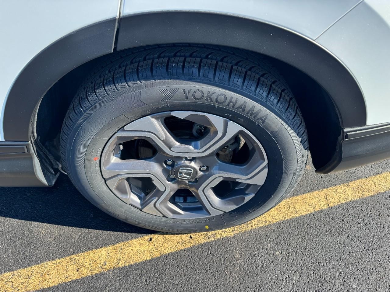 Honda CR-V Vehicle Full-screen Gallery Image 07