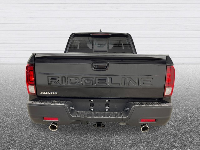 Honda Ridgeline Vehicle Full-screen Gallery Image 04