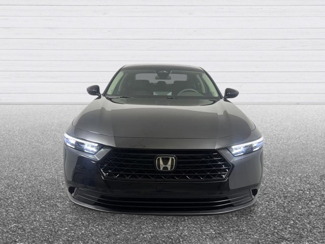 Honda Accord Sedan Vehicle Full-screen Gallery Image 08