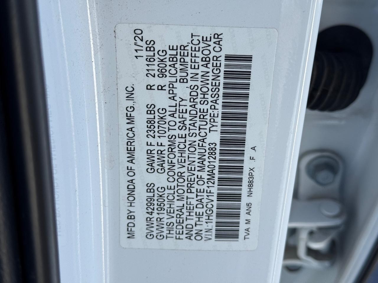 Honda Accord Sedan Vehicle Full-screen Gallery Image 25