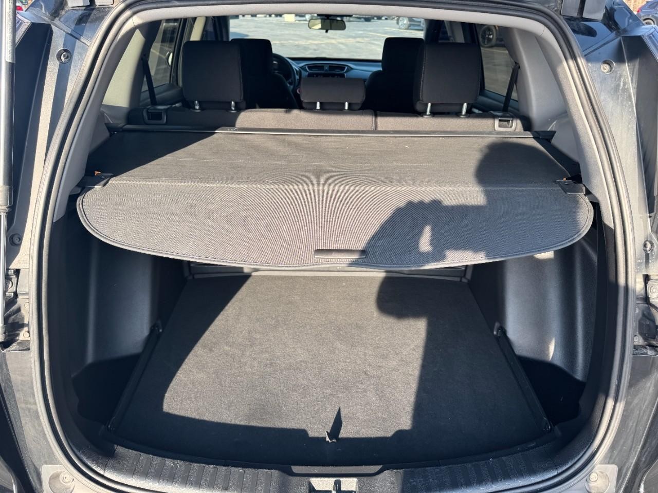 Honda CR-V Vehicle Full-screen Gallery Image 04