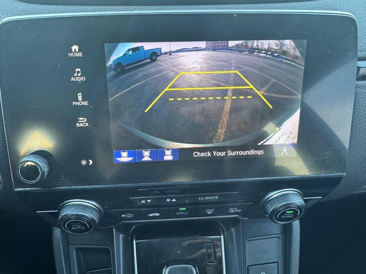 Honda CR-V Vehicle Full-screen Gallery Image 23