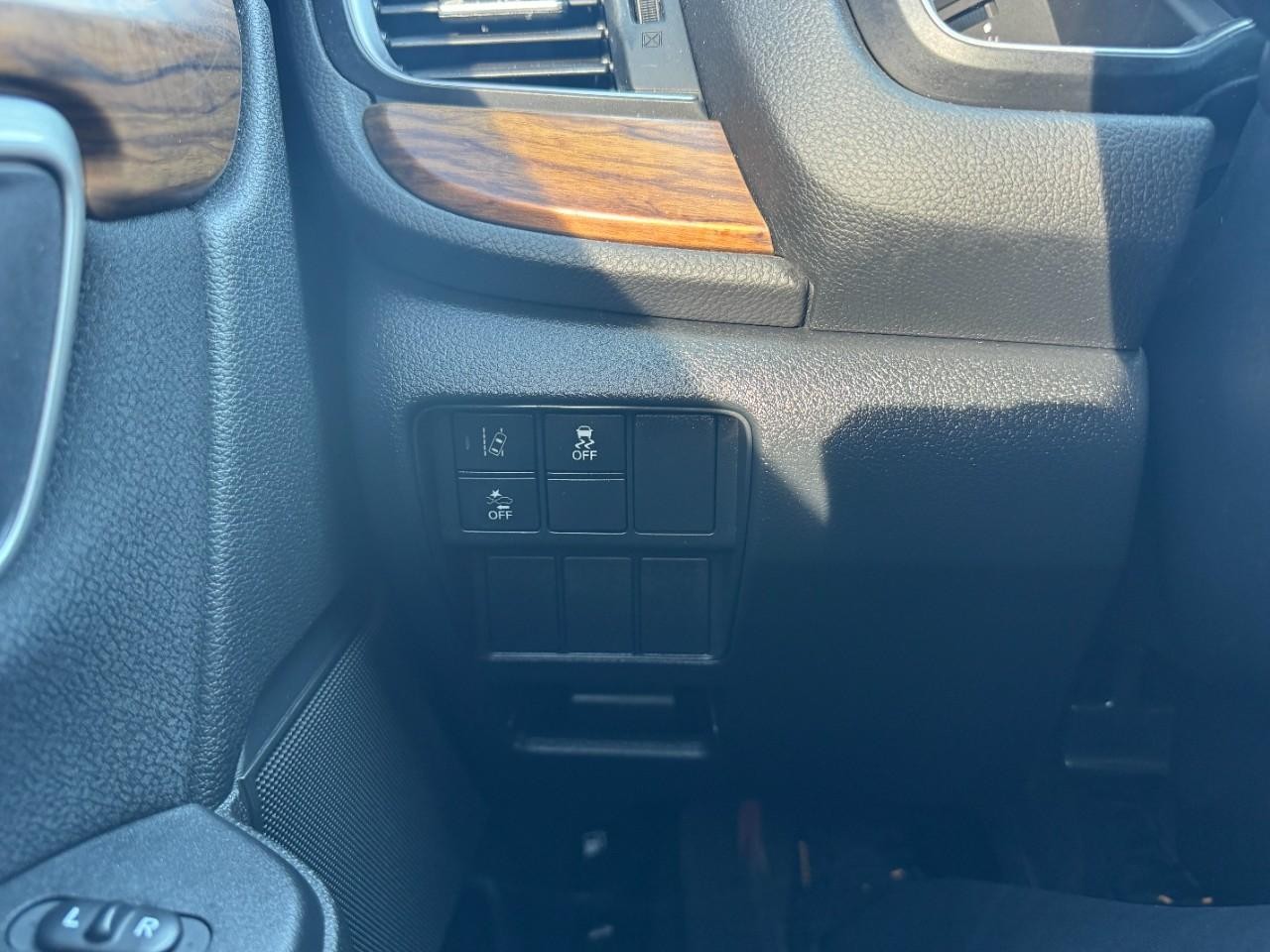 Honda CR-V Vehicle Full-screen Gallery Image 24