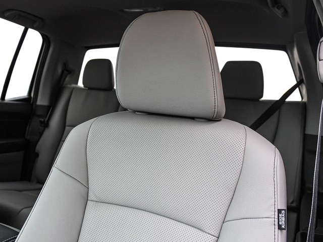 Honda Ridgeline Vehicle Full-screen Gallery Image 25