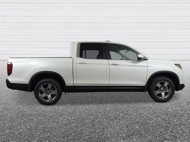 Honda Ridgeline Vehicle Full-screen Gallery Image 06
