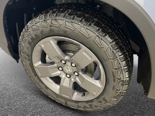 Honda Ridgeline Vehicle Full-screen Gallery Image 11