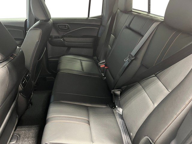 Honda Ridgeline Vehicle Full-screen Gallery Image 22