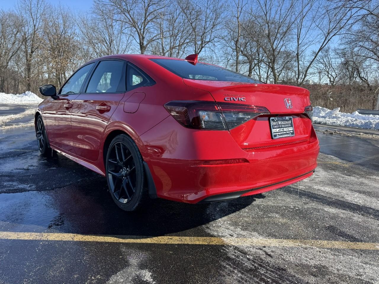 Honda Civic Sedan Vehicle Full-screen Gallery Image 06