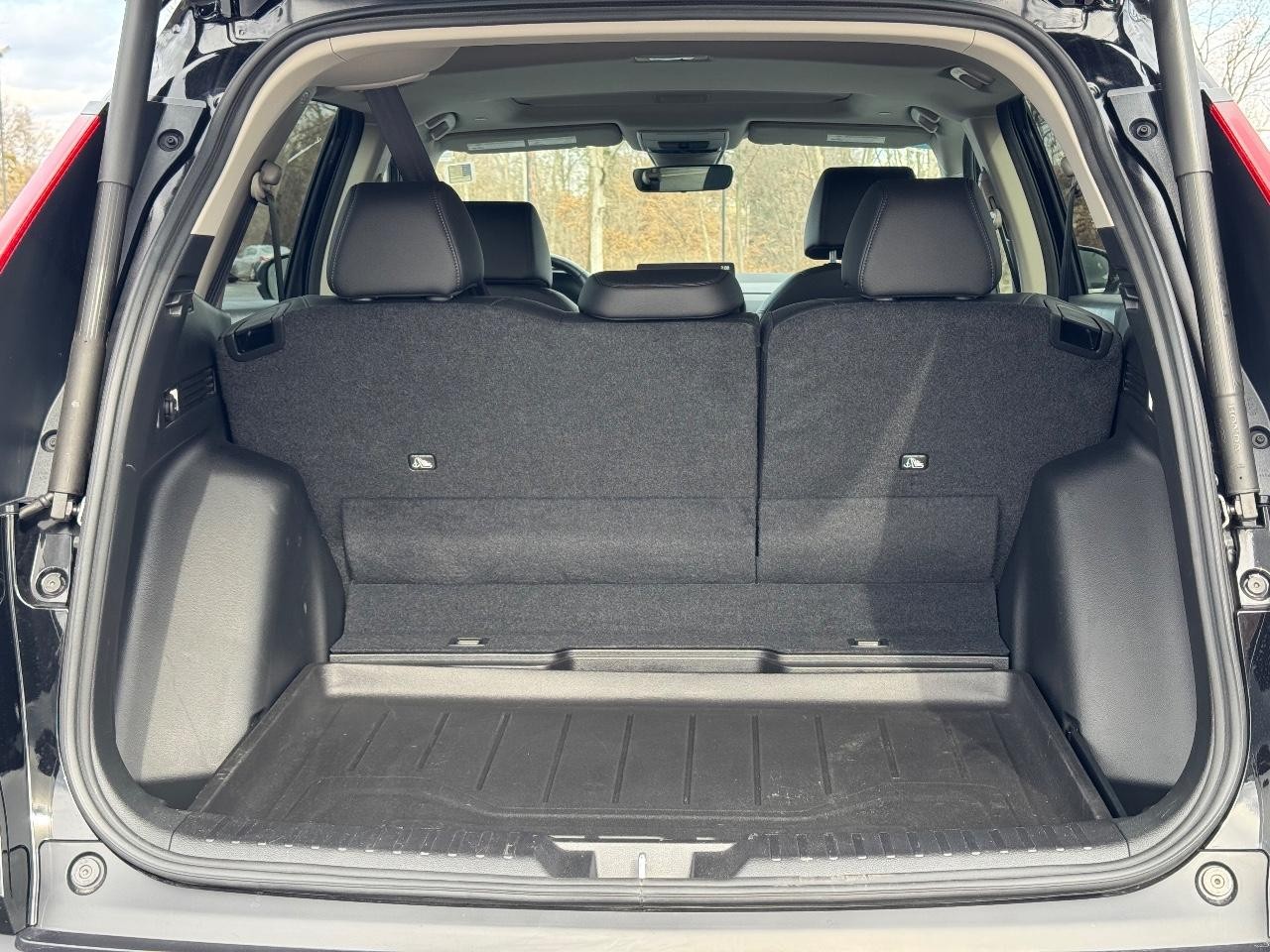 Honda CR-V Vehicle Full-screen Gallery Image 04