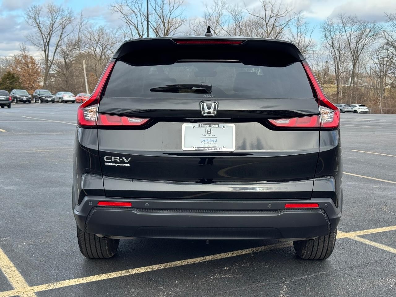 Honda CR-V Vehicle Full-screen Gallery Image 05