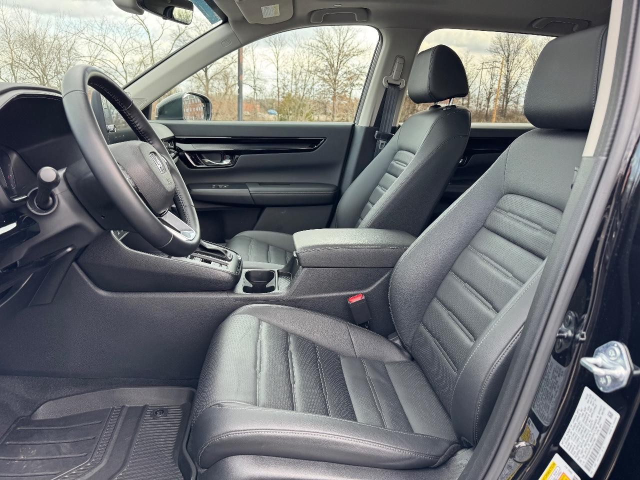 Honda CR-V Vehicle Full-screen Gallery Image 18