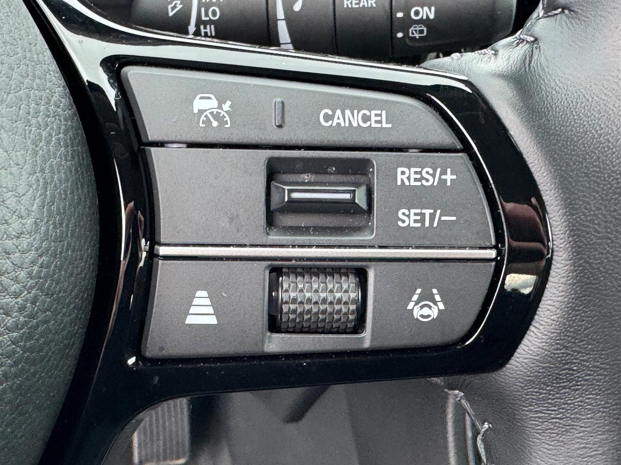 Honda CR-V Vehicle Full-screen Gallery Image 22