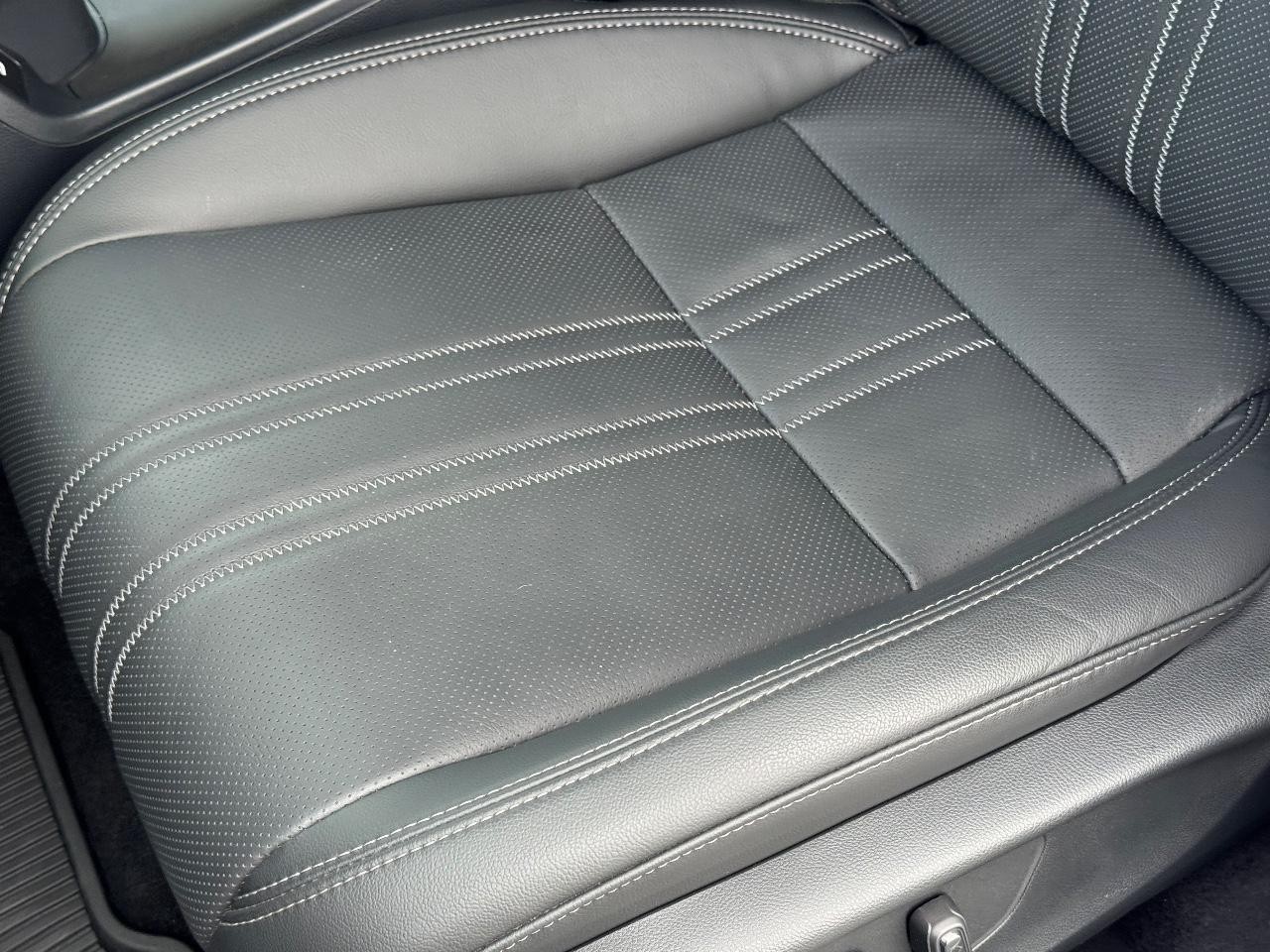 Honda HR-V Vehicle Full-screen Gallery Image 25