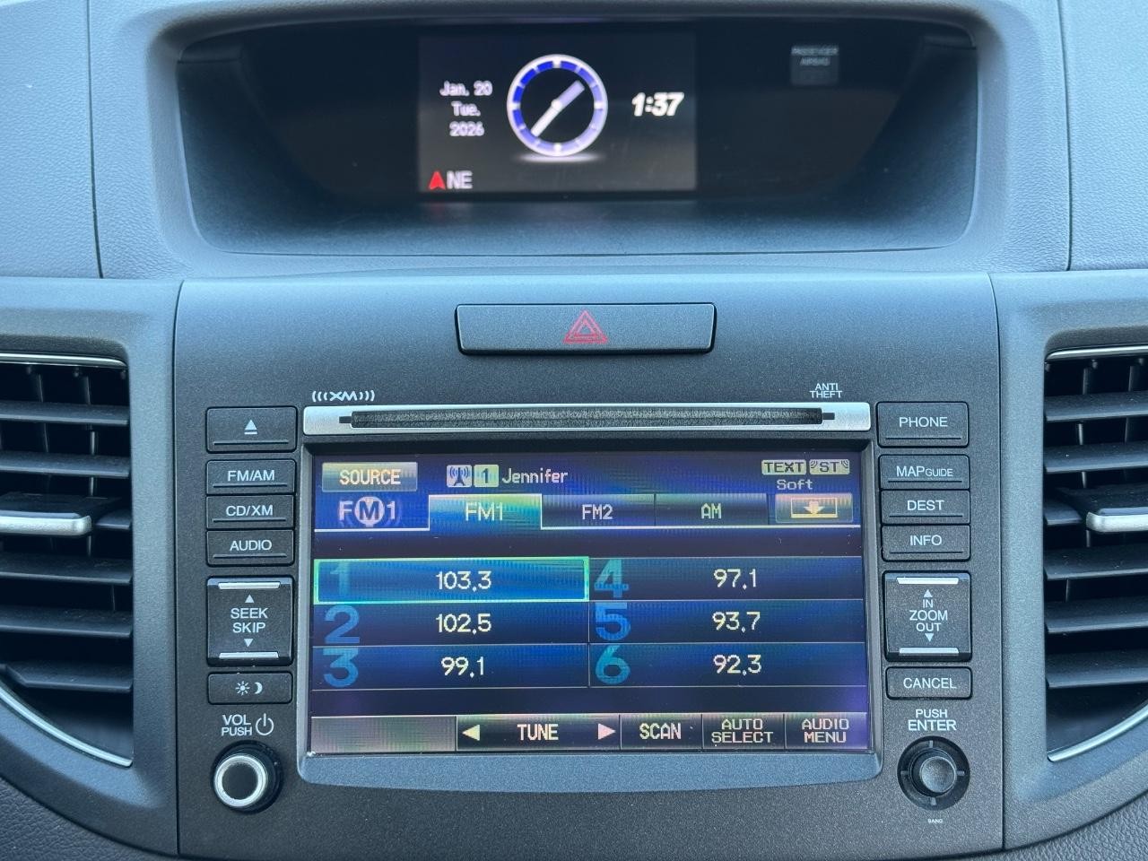 Honda CR-V Vehicle Full-screen Gallery Image 13