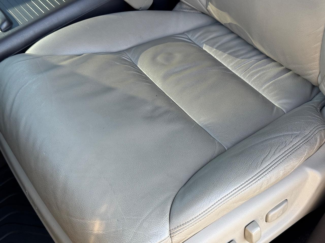 Honda CR-V Vehicle Full-screen Gallery Image 46