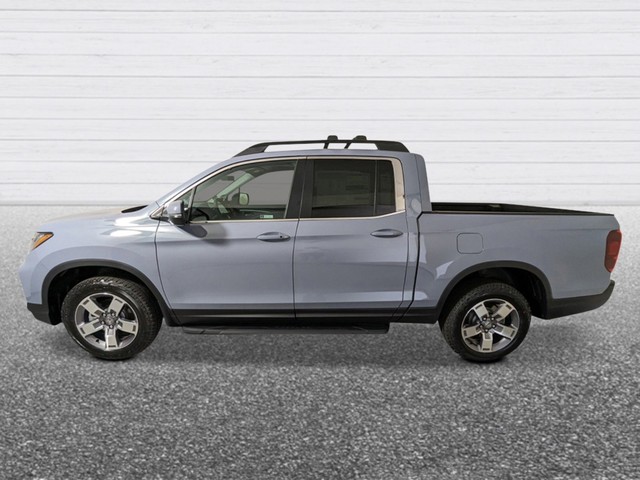 Honda Ridgeline Vehicle Full-screen Gallery Image 02