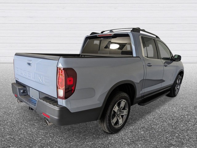 Honda Ridgeline Vehicle Full-screen Gallery Image 05
