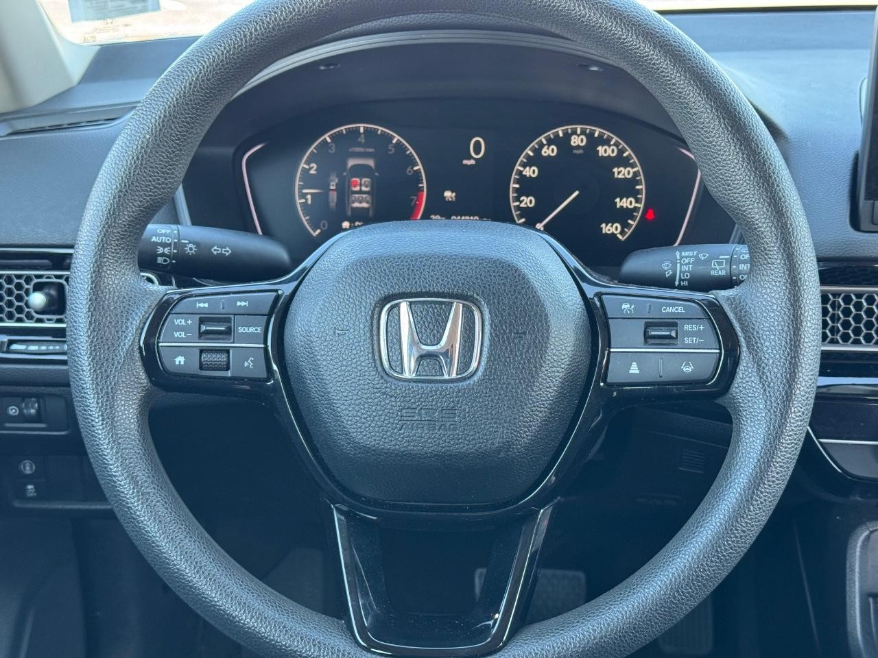 Honda Civic Hatchback Vehicle Full-screen Gallery Image 12