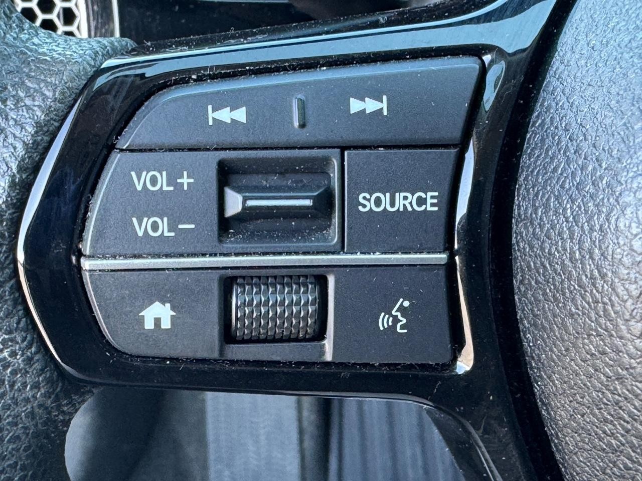 Honda Civic Hatchback Vehicle Full-screen Gallery Image 19