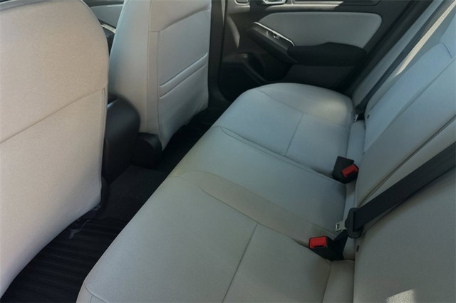 Honda Civic Sedan Hybrid Vehicle Full-screen Gallery Image 25