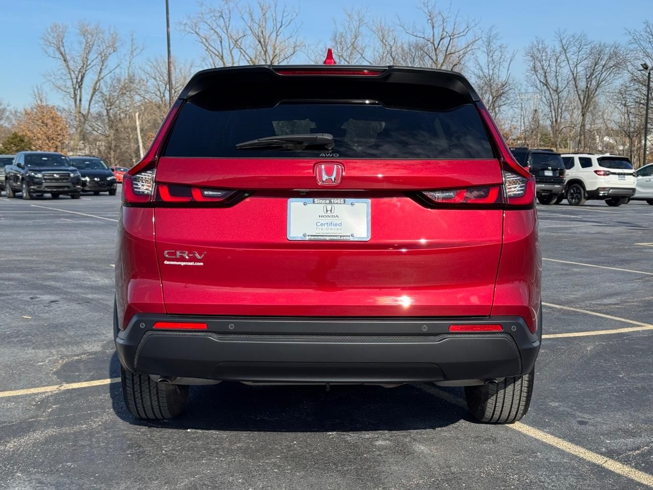 Honda CR-V Vehicle Full-screen Gallery Image 05