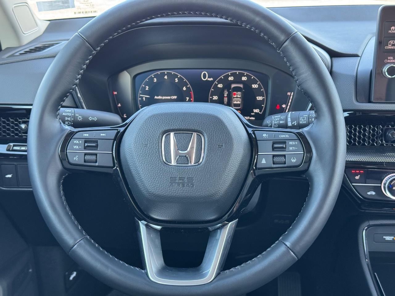 Honda CR-V Vehicle Full-screen Gallery Image 12