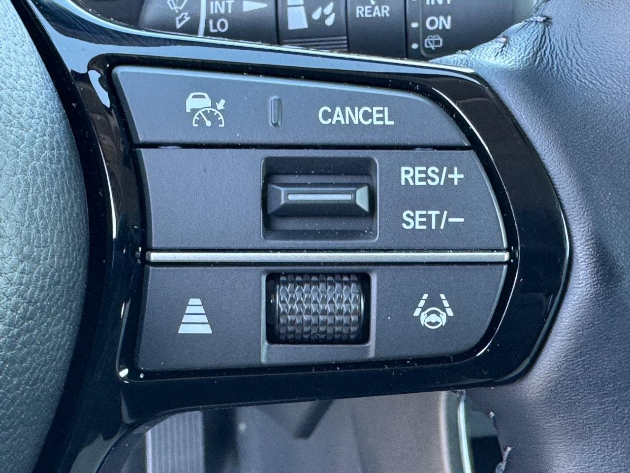 Honda CR-V Vehicle Full-screen Gallery Image 22