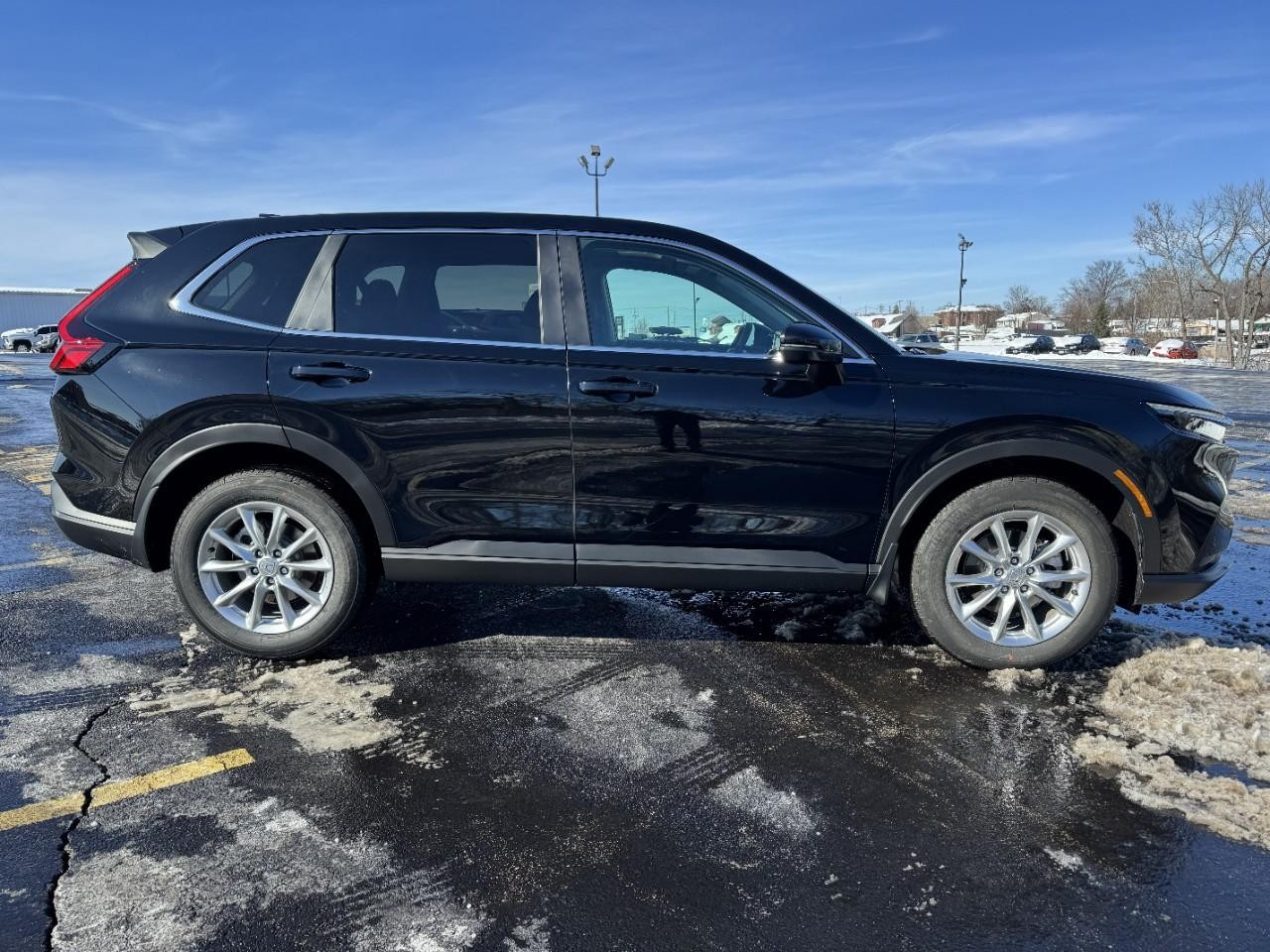 Honda CR-V Vehicle Full-screen Gallery Image 02