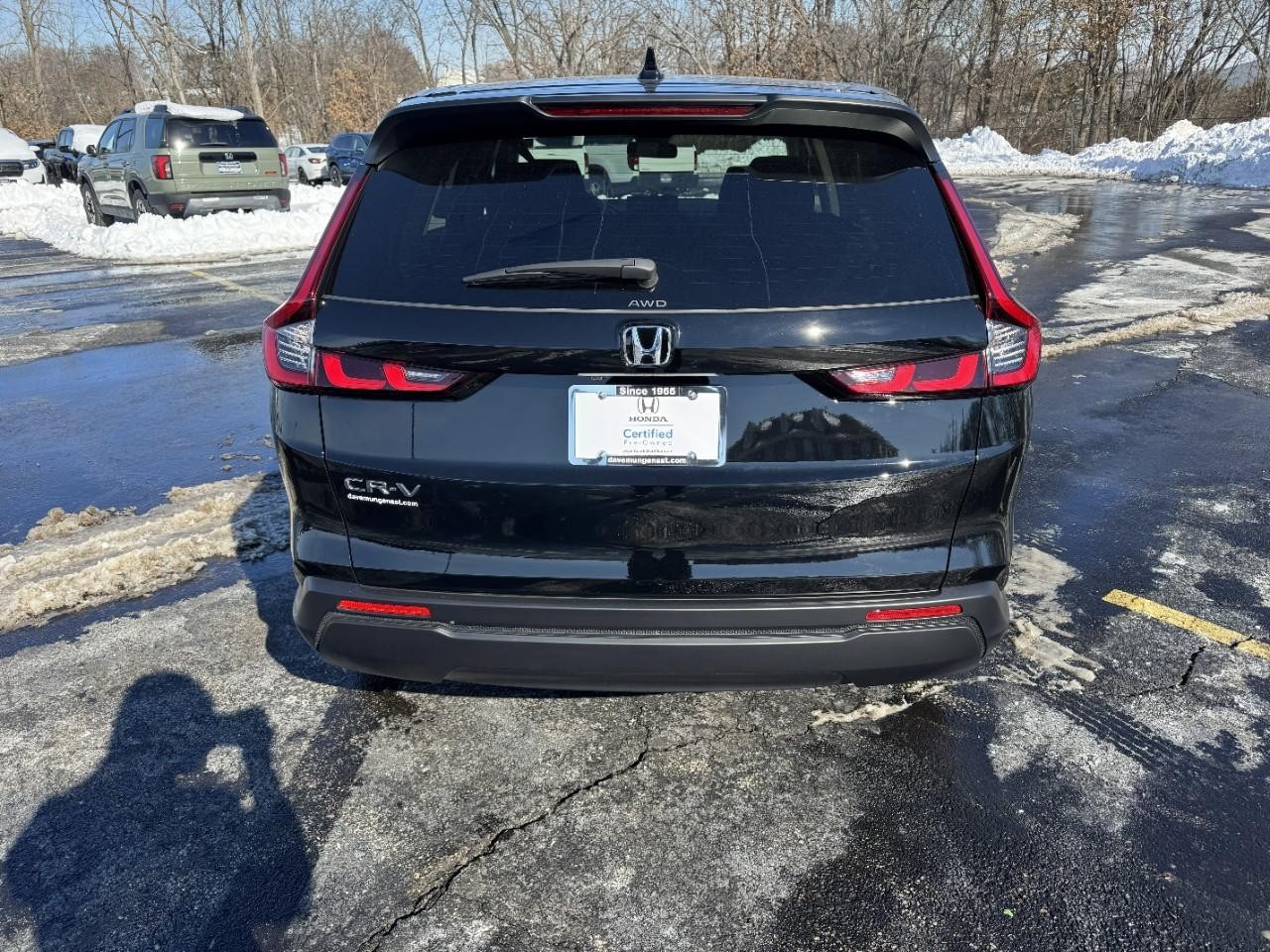 Honda CR-V Vehicle Full-screen Gallery Image 04