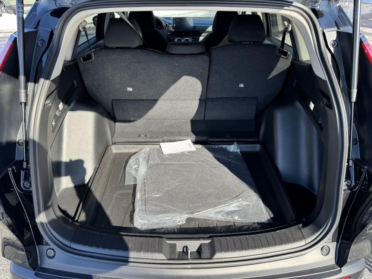 Honda CR-V Vehicle Full-screen Gallery Image 05