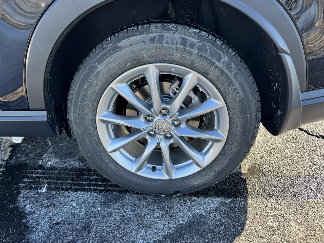 Honda CR-V Vehicle Full-screen Gallery Image 07