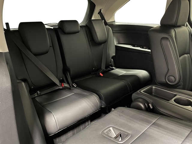 Honda Odyssey Vehicle Full-screen Gallery Image 23