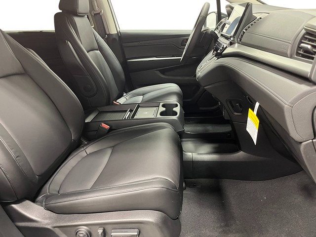 Honda Odyssey Vehicle Full-screen Gallery Image 24