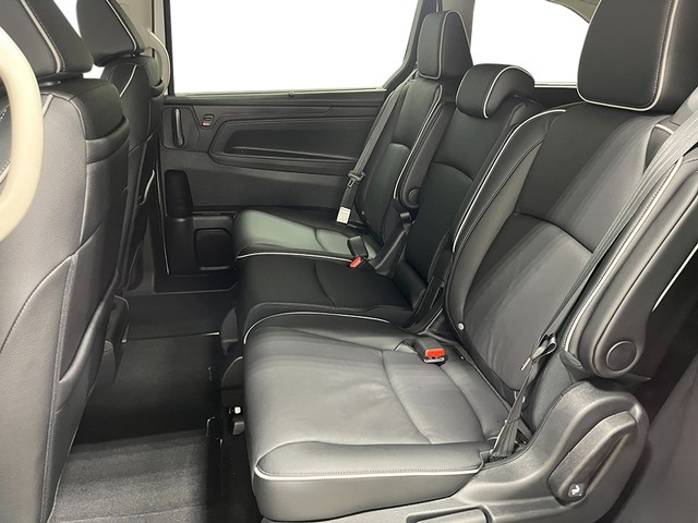 Honda Odyssey Vehicle Full-screen Gallery Image 23