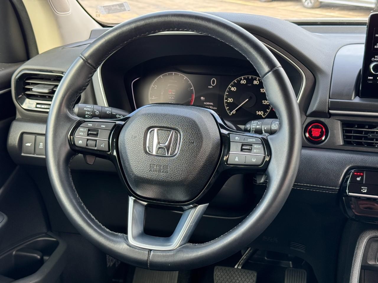 Honda Pilot Vehicle Full-screen Gallery Image 15