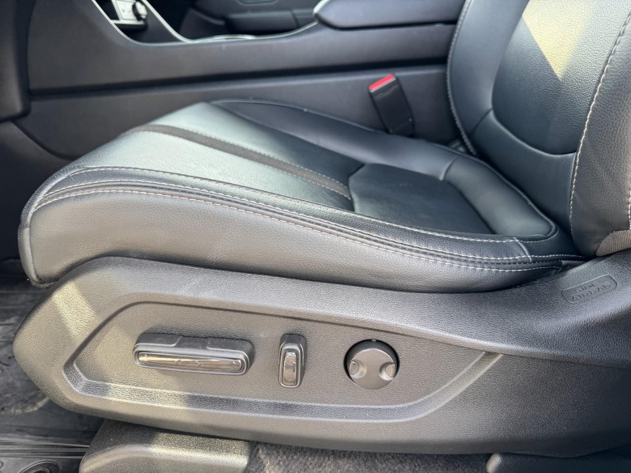 Honda Pilot Vehicle Full-screen Gallery Image 20