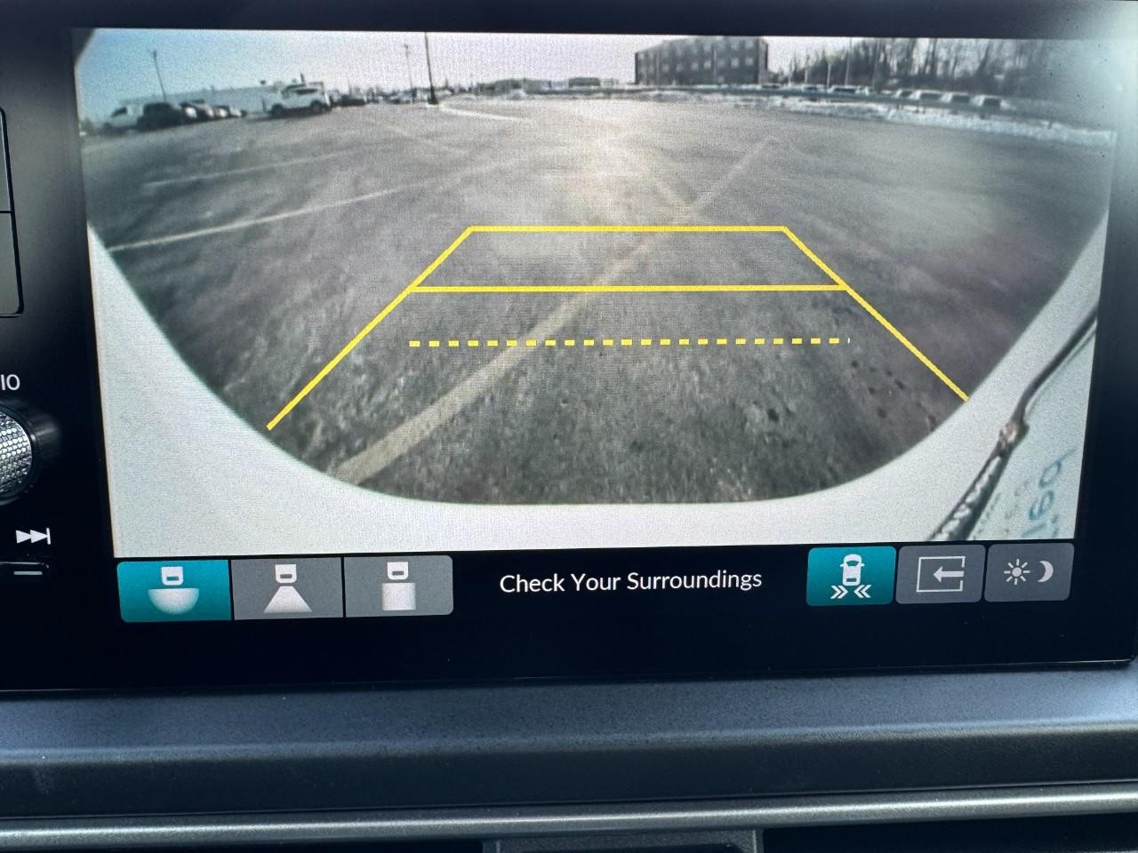 Honda Pilot Vehicle Full-screen Gallery Image 26