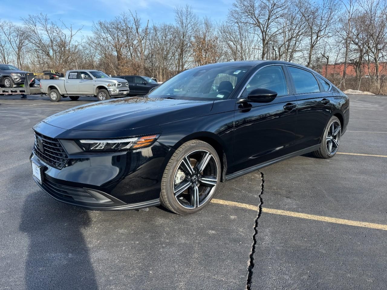 Honda Accord Hybrid Vehicle Full-screen Gallery Image 08